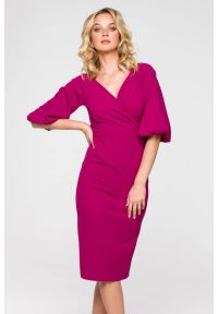 Makover - Sukienka ołówkowa z dekoltem V i bufiastymi rękawami śliwka. Okazja: na randkę. Typ sukienki: ołówkowe. Styl: elegancki, wizytowy #3