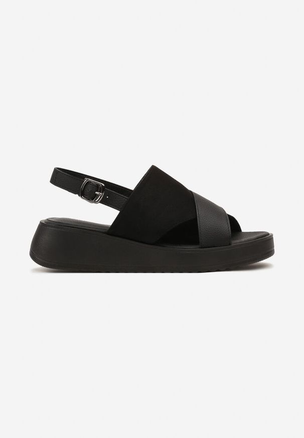 Born2be - Czarne Sandały na Koturnie Vices z Wycięciami Saricee. Okazja: na co dzień. Zapięcie: sprzączka. Kolor: czarny. Materiał: jeans. Sezon: lato. Obcas: na koturnie. Styl: elegancki, casual