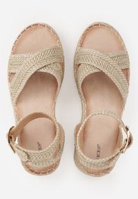 Renee - Jasnobeżowe Sandały z Plecionki w Stylu Boho VICES z Paskami w Kształcie X Nahmala. Okazja: na co dzień. Zapięcie: pasek. Kolor: beżowy. Wzór: aplikacja, paski. Sezon: lato. Styl: boho #7