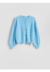 Reserved - Sweter z dekoracyjnymi guzikami - jasnoniebieski. Kolor: niebieski. Materiał: wełna, dzianina