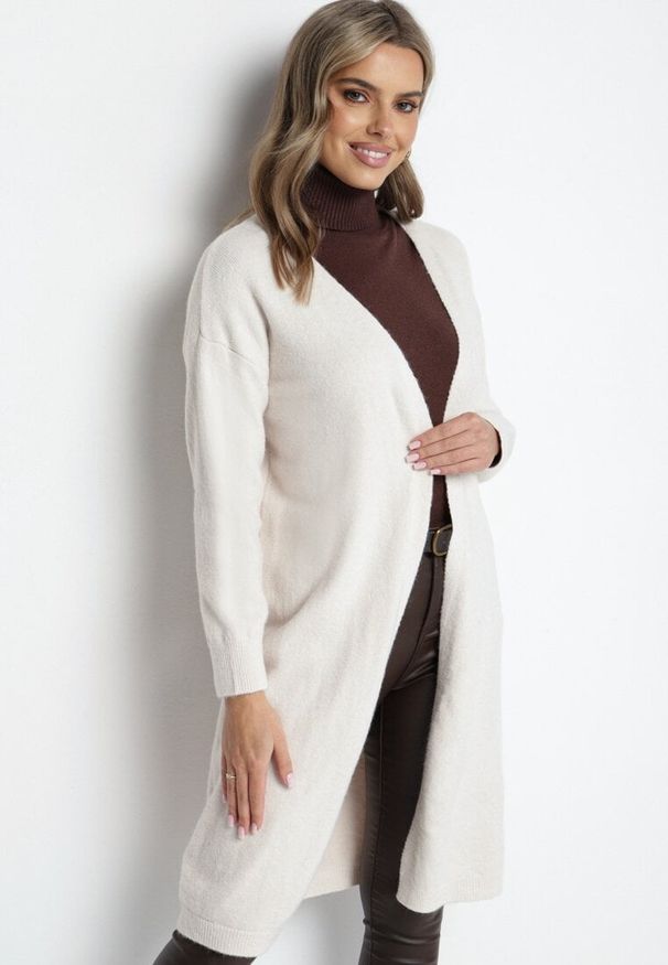 Born2be - Jasnobeżowy Klasyczny Długi Kardigan Niezapinany z Wełną Zozila. Okazja: na co dzień. Kolor: beżowy. Materiał: wełna. Długość: długie. Sezon: zima, jesień. Styl: klasyczny