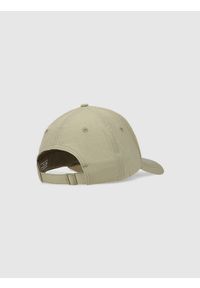 4f - Czapka z daszkiem strapback uniseks - khaki. Kolor: brązowy, oliwkowy, wielokolorowy. Materiał: materiał, syntetyk. Sezon: lato. Styl: sportowy