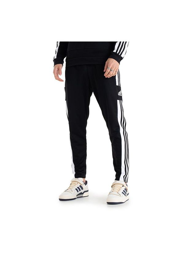 Adidas - Spodnie adidas Squadra 21 Sweat Pants GK9545 - czarne. Kolor: czarny. Materiał: bawełna, poliester, dresówka, materiał