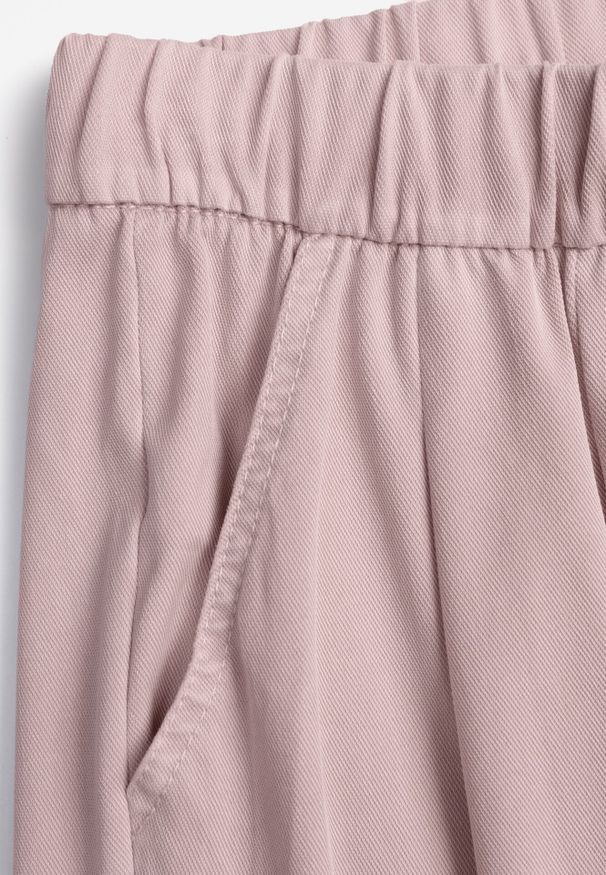 Born2be - Różowe Szerokie Spodnie z Bawełną Wiskozą Gumką w Pasie i Sznurkiem Iridara. Okazja: na co dzień. Stan: podwyższony. Kolor: różowy. Materiał: wiskoza, bawełna. Styl: casual, klasyczny, elegancki