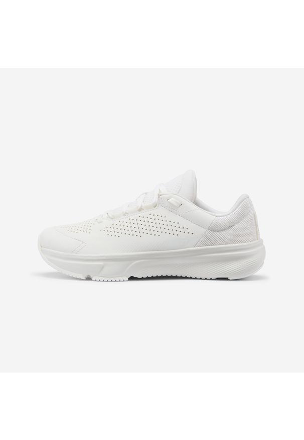Decathlon - Buty sportowe damskie Essential Icon. Kolor: biały. Materiał: syntetyk, kauczuk. Szerokość cholewki: normalna. Sport: bieganie, fitness