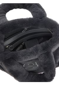 Kazar - Torebka damska w szarym kolorze ze sztucznego futra. Kolor: szary. Materiał: futrzane. Styl: casual #6