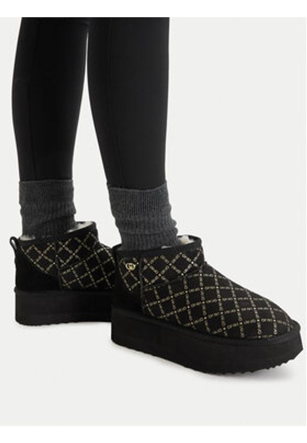 Liu Jo Śniegowce Jane 01 SF5105 TX098 Czarny. Kolor: czarny. Materiał: materiał