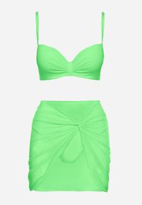 Renee - Zielone Bikini Majtki Typu Figi Marszczony Biustonosz i Pareo Natovena. Kolor: zielony #4