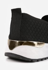 Born2be - Czarne Półbuty Tenisówki z Elastyczną Cholewką i Klamrą Vaiara. Okazja: na spotkanie biznesowe. Zapięcie: klamry. Kolor: czarny. Materiał: jeans. Szerokość cholewki: normalna. Styl: elegancki, biznesowy, klasyczny #7