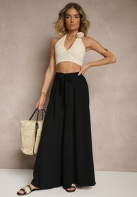 Renee - Czarne Spodnie z Bawełną o Szerokim Kroju High Waist z Paskiem Iveleldi. Stan: podwyższony. Kolor: czarny. Materiał: bawełna. Styl: elegancki