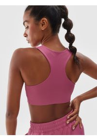 4f - 4F Biustonosz treningowy z niskim wsparciem - różowy M. Kolor: różowy. Materiał: dzianina, elastan, włókno, syntetyk, materiał, guma. Rodzaj stanika: wyciągane miseczki. Wzór: gładki, jednolity, ze splotem. Sport: fitness, joga i pilates #2
