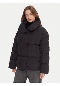 Blauer Kurtka zimowa 25WBLDC03166 Czarny Regular Fit. Kolor: czarny. Materiał: syntetyk. Sezon: zima