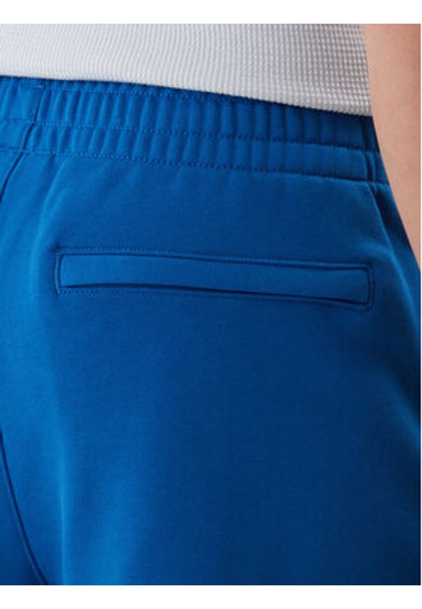 Calvin Klein Jeans Szorty sportowe LV04RF282G Niebieski Regular Fit. Kolor: niebieski. Materiał: bawełna. Styl: sportowy