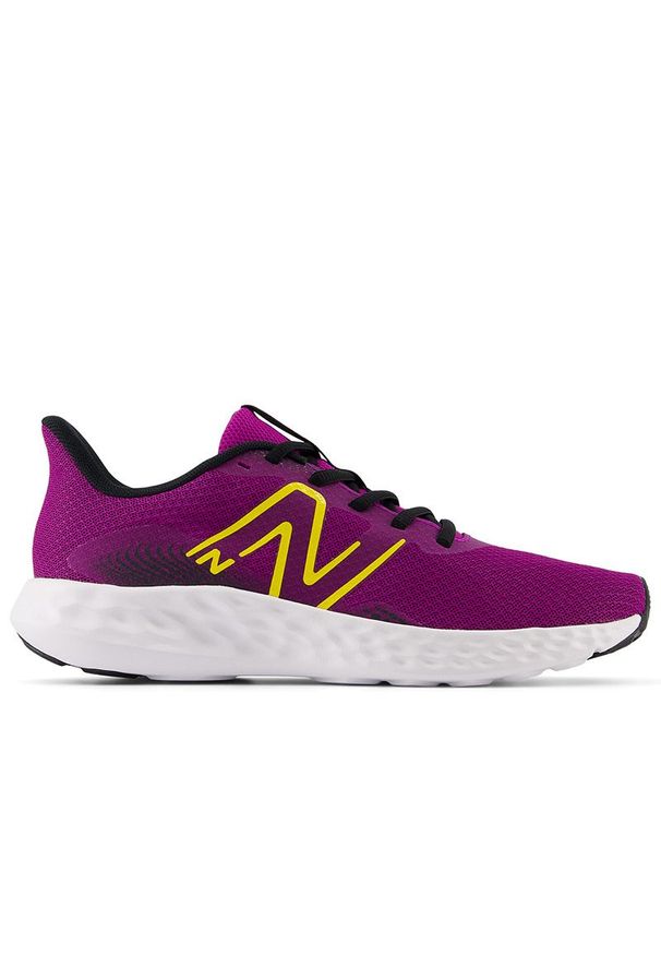 Buty damskie New Balance W411CF3 - różowe. Zapięcie: sznurówki. Kolor: różowy. Materiał: materiał, syntetyk. Szerokość cholewki: normalna. Sport: fitness