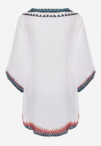 Born2be - Biała Tunika Narzutka Kahlisine. Kolor: biały. Materiał: dzianina. Wzór: kolorowy, ażurowy. Styl: boho #4