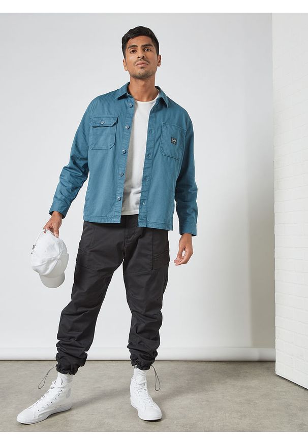 Lee - LEE BOX POCKET OVERSHIRT MĘSKA KOSZULA MATERIAŁOWA TEAL L68LQPQO 112117197. Materiał: materiał