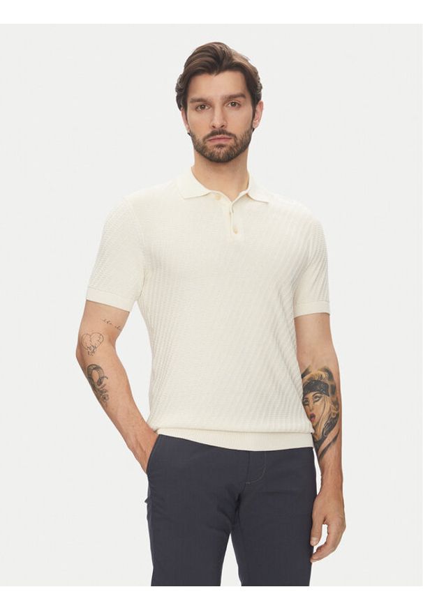 Pierre Cardin Polo C5 51314.5094 Szary Slim Fit. Typ kołnierza: polo. Kolor: szary. Materiał: bawełna