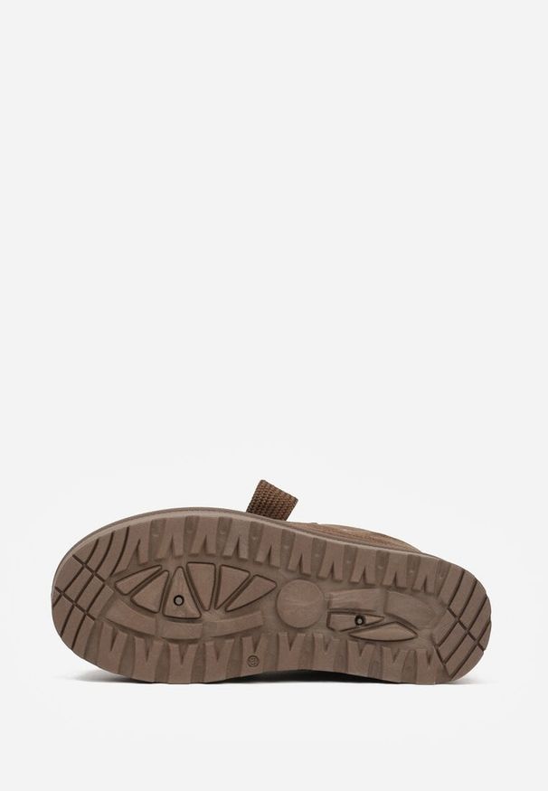 Born2be - Brązowe Sneakersy Vices w Stylu Śniegowców na Platformie z Ozdobnym Futerkiem Nalirea. Okazja: na spacer, na co dzień. Kolor: brązowy. Materiał: futro. Obcas: na platformie. Sport: turystyka piesza