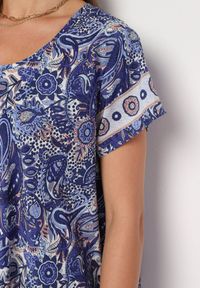 Born2be - Granatowa Wiskozowa Sukienka o Rozkloszowanym Kroju w Stylu Boho Melnea. Typ kołnierza: dekolt w łódkę. Kolor: niebieski. Materiał: wiskoza. Długość rękawa: krótki rękaw. Sezon: lato. Styl: boho #5