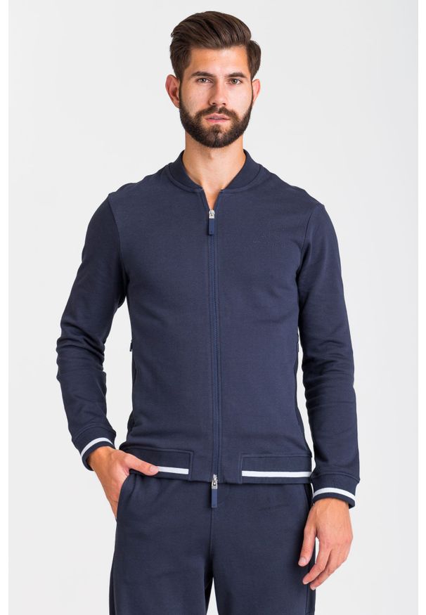 BLUZA Armani Exchange. Typ kołnierza: kołnierzyk stójkowy, kaptur. Styl: klasyczny
