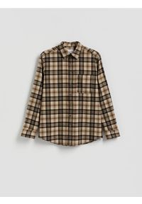 Reserved - Koszula regular fit w kratę - beżowy. Kolor: beżowy. Materiał: wiskoza, tkanina