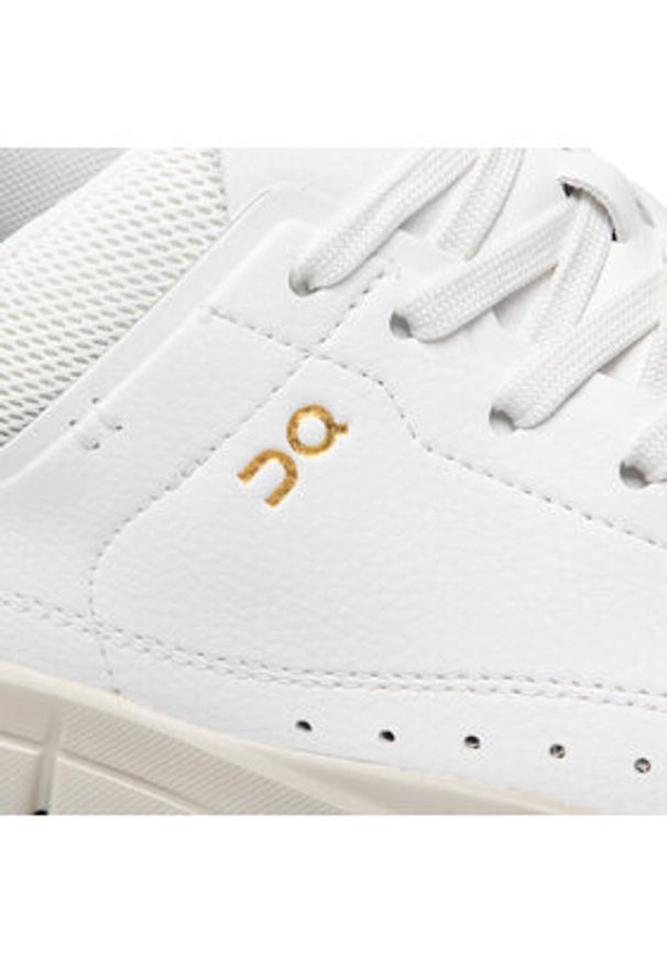 On Sneakersy The Roger Centre Court 48.99157 Biały. Kolor: biały. Materiał: skóra