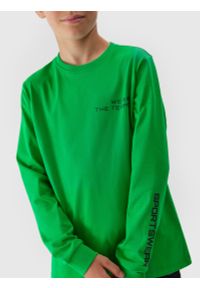 4f - Longsleeve z nadrukiem chłopięcy. Kolor: zielony. Materiał: bawełna. Długość rękawa: długi rękaw. Wzór: nadruk #2