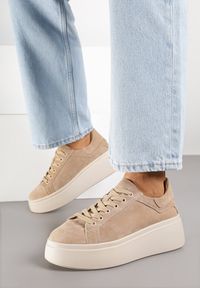 Born2be - Beżowe Zamszowe Sneakersy na Grubej Podeszwie Nalimiree. Okazja: na co dzień. Kolor: beżowy. Materiał: zamsz