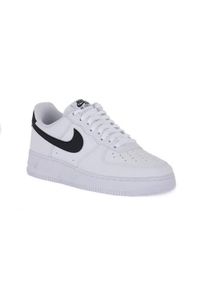 Buty do chodzenia męskie Nike Air Force 1 07. Zapięcie: sznurówki. Kolor: biały. Materiał: guma, materiał, syntetyk. Szerokość cholewki: normalna. Model: Nike Air Force. Sport: turystyka piesza
