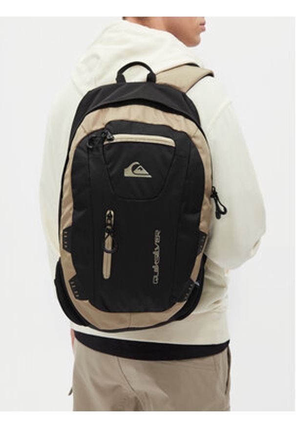 Quiksilver Plecak QUIC-P-006-07 Czarny. Kolor: czarny. Materiał: poliester, materiał