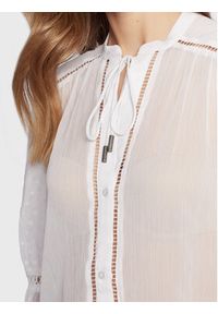Guess Bluzka Josette W3RH56 WDW52 Biały Regular Fit. Kolor: biały. Materiał: syntetyk #3