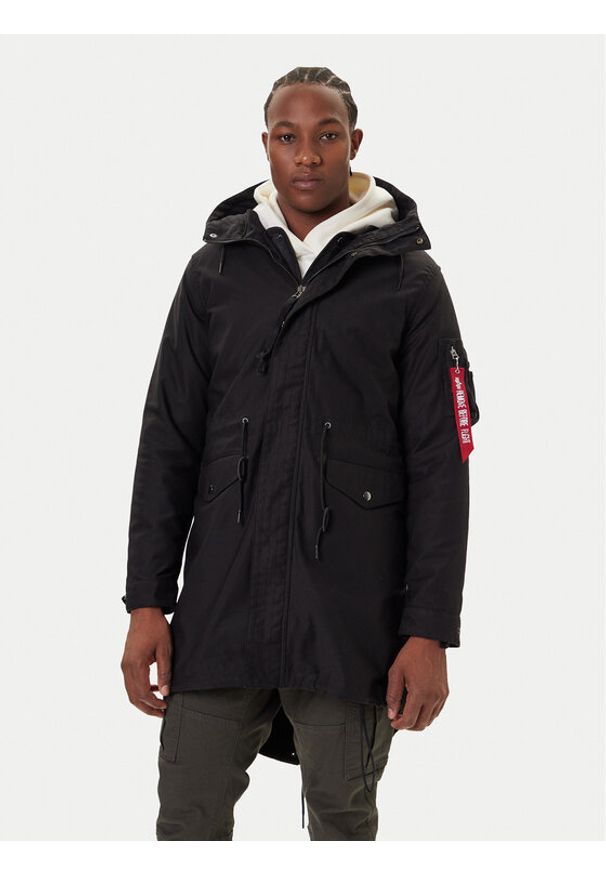 Alpha Industries Parka Studio M-51 Fishtail 258112 Czarny Regular Fit. Kolor: czarny. Materiał: syntetyk