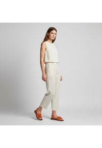 Sandały damskie Armodo, cholewka ze skóry naturalnej płaskie odkryte palce pasek na pięcie ozdobny kwiat, pomarańczowe, 40471. Zapięcie: pasek. Kolor: pomarańczowy. Materiał: skóra. Wzór: kwiaty #5