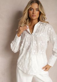 Renee - Biała Koszula Klasyczna z Haftowanymi Ozdobami Nexadia. Kolor: biały. Wzór: aplikacja, haft. Styl: klasyczny #5