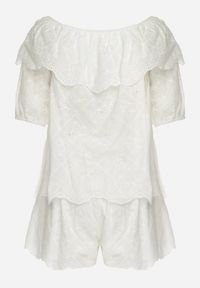 Born2be - Biały Bawełniany Komplet Ażurowy z Bluzką Hiszpanką i Szortami Florala. Kolor: biały. Materiał: bawełna. Wzór: ażurowy #6