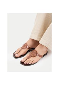 Japonki Nine West. Kolor: brązowy #1