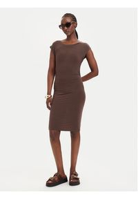 Vero Moda Sukienka koktajlowa Sarah 10346941 Brązowy ciemny Slim Fit. Kolor: brązowy. Materiał: lyocell. Styl: wizytowy #6