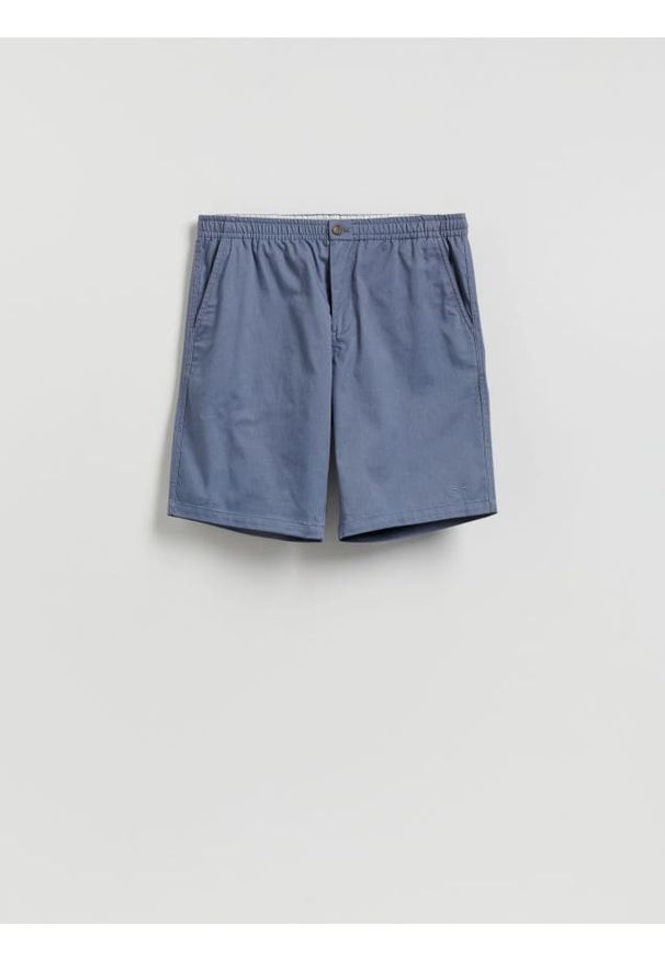 Reserved - Szorty chino regular - granatowy. Kolor: niebieski. Materiał: tkanina, włókno, bawełna