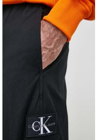 Calvin Klein Jeans spodnie męskie kolor czarny proste. Okazja: na co dzień. Kolor: czarny. Wzór: aplikacja. Styl: casual #2