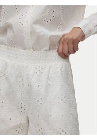 Vero Moda Szorty materiałowe Eliza 10346709 Biały Regular Fit. Kolor: biały. Materiał: bawełna #4