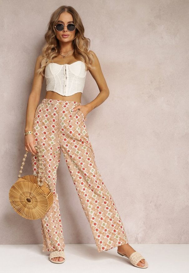Renee - Beżowe Szerokie Spodnie w Fantazyjny Print Bawełniane Rosabella. Okazja: na co dzień. Kolor: beżowy. Materiał: bawełna. Długość: długie. Wzór: nadruk. Styl: casual, elegancki