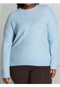 Sinsay - Sweter basic z domieszką wełny Plus Size - niebieski. Kolekcja: plus size. Kolor: niebieski. Materiał: wełna