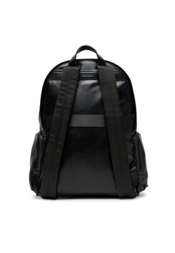 Guess Plecak 177229 Czarny. Kolor: czarny. Materiał: skóra