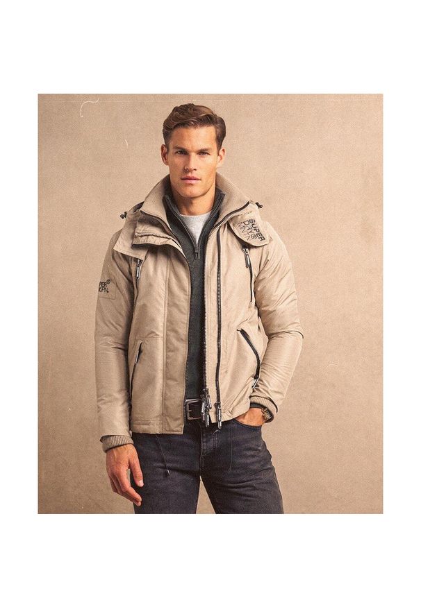 Superdry - Kurtka przeciwwiatrowa Mountain SD od SUPERDRY. Kolor: beżowy. Długość rękawa: długi rękaw