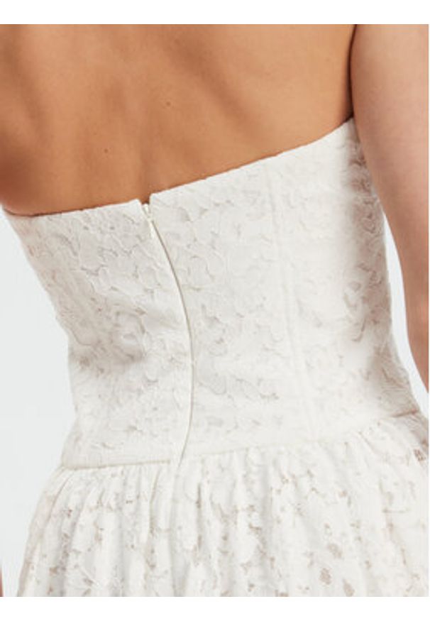BARDOT Sukienka koktajlowa Felicidad Strapless 59843DB Biały Regular Fit. Kolor: biały. Materiał: bawełna. Styl: wizytowy