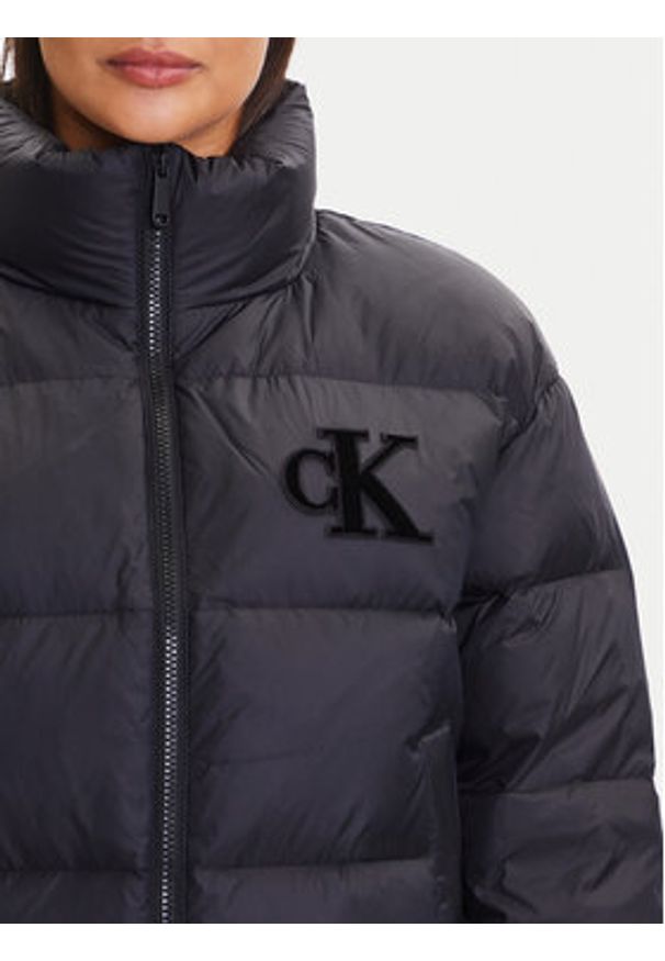 Calvin Klein Jeans Kurtka puchowa Graphic Logo LV047D503G Czarny Regular Fit. Kolor: czarny. Materiał: syntetyk