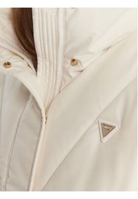 Guess Kurtka zimowa V5BL13 WHHZ2 Écru Regular Fit. Materiał: syntetyk. Sezon: zima #6