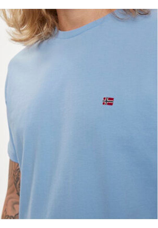 Napapijri T-Shirt Salis NP0A4H8D Błękitny Regular Fit. Kolor: niebieski. Materiał: bawełna