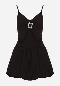 Born2be - Czarna Sukienka Bombka na Cienkich Ramiączkach z Kokardą i Cyrkoniami Paliandria. Okazja: na imprezę. Typ kołnierza: kokarda. Kolor: czarny. Długość rękawa: na ramiączkach. Wzór: aplikacja. Sezon: lato. Typ sukienki: bombki. Styl: elegancki #6