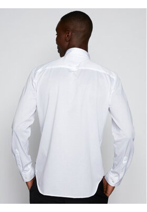 Matinique Koszula 30205262 Biały Regular Fit. Kolor: biały. Materiał: bawełna